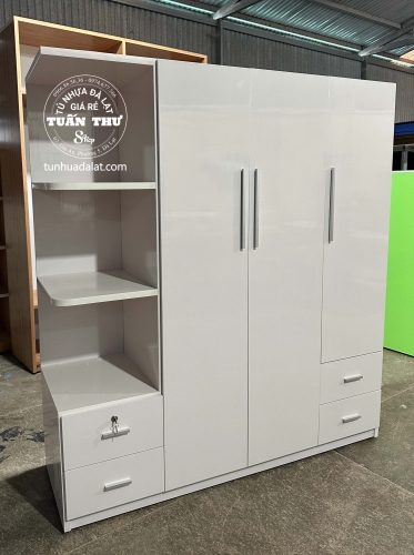 Tủ 3 cánh góc