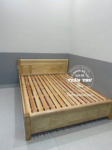 Giường gỗ sồi M6