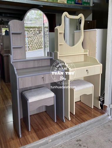 Bàn trang điểm 60cm
